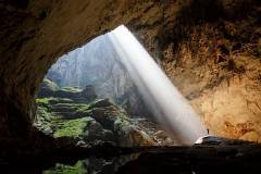 cave-Hang-Son-Doong-sun-rays-nature-rock-grass-landscape